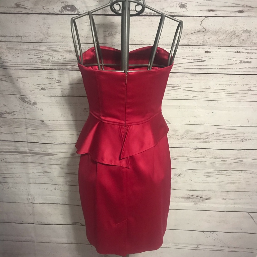 29) Max & Cleo Peplum Dress Size 6 - Picture 6 of 9
